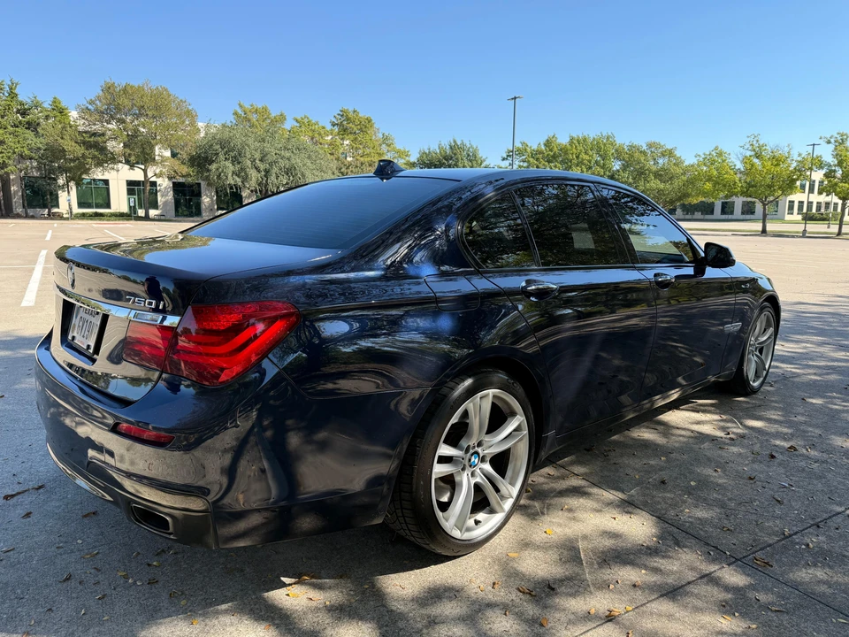 2015 BMW F01/F02 750i & 760Li Sedan - Image 12 of 31