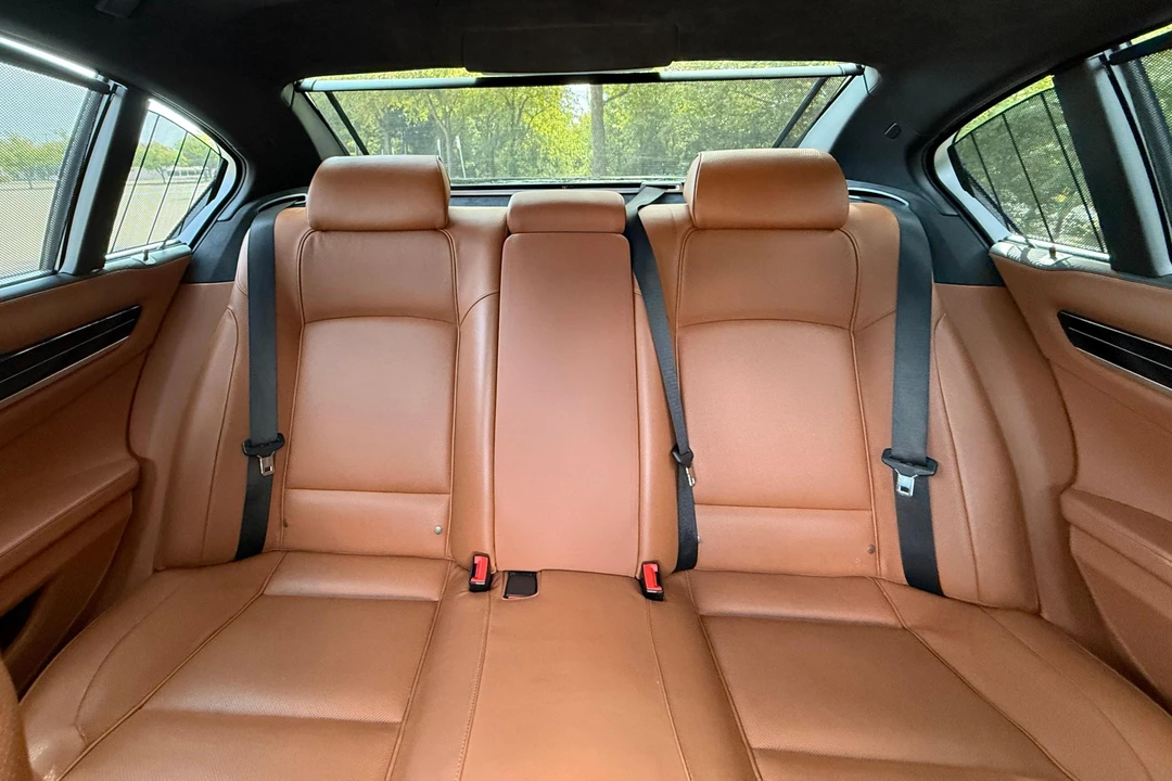 2015 BMW F01/F02 750i & 760Li Sedan - Image 23 of 31