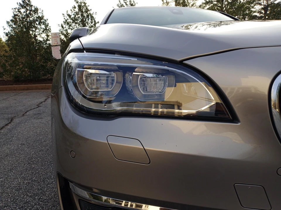 2015 BMW F01/F02 750i & 760Li Sedan - Image 19 of 31