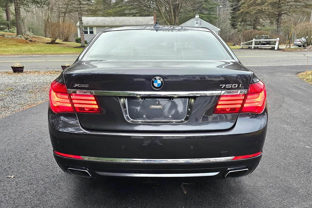 2015 BMW F01/F02 750i & 760Li Sedan - Image 5 of 31