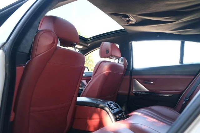 2015 BMW Alpina B6 - Image 9 of 21
