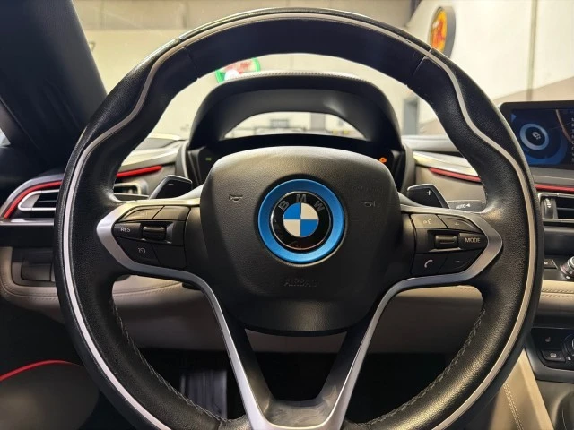 2015 BMW i8 - Image 15 of 21