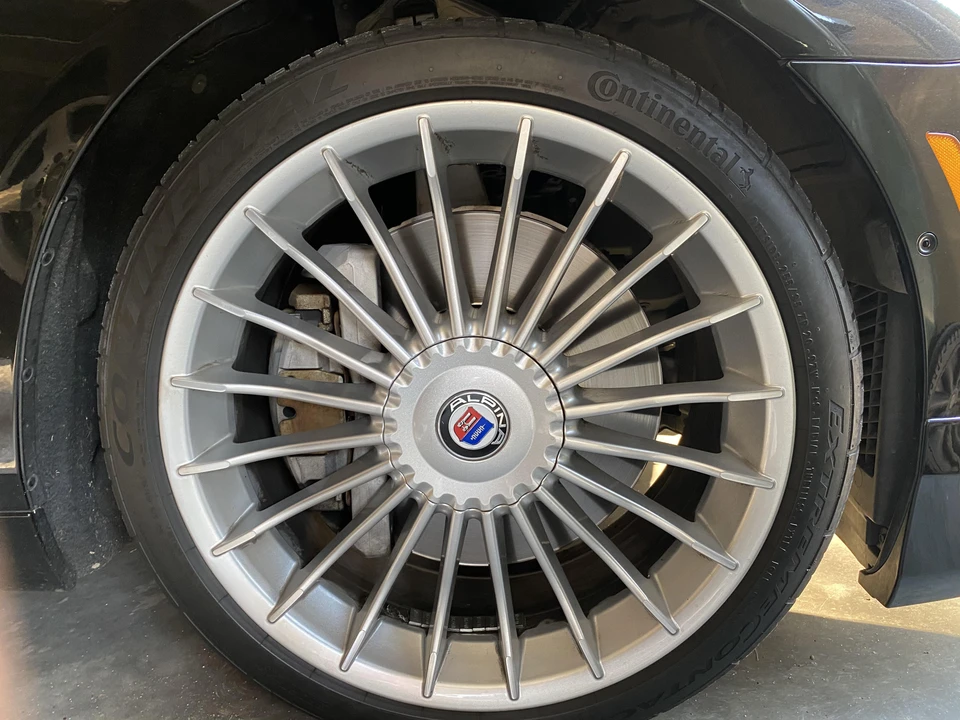 2015 BMW Alpina B6 - Image 15 of 23