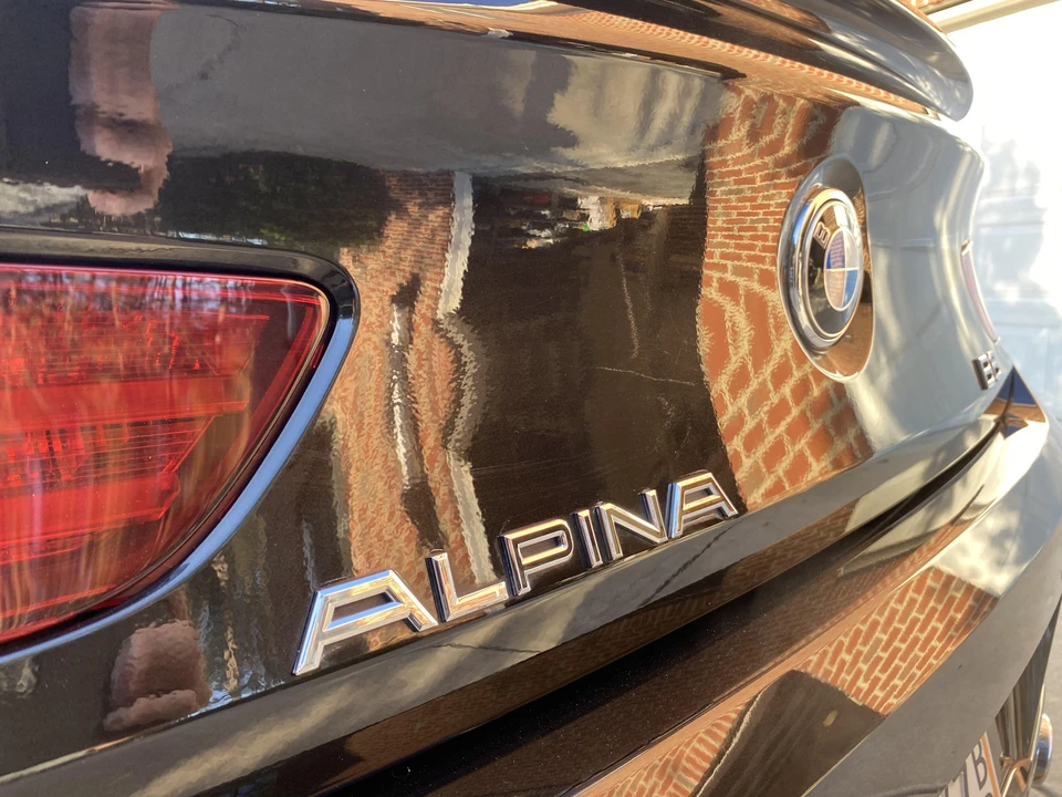 2015 BMW Alpina B6 - Image 12 of 23