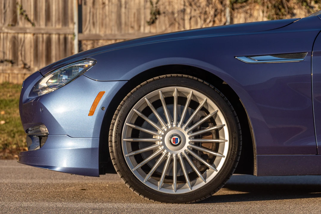 2015 BMW Alpina B6 - Image 17 of 31