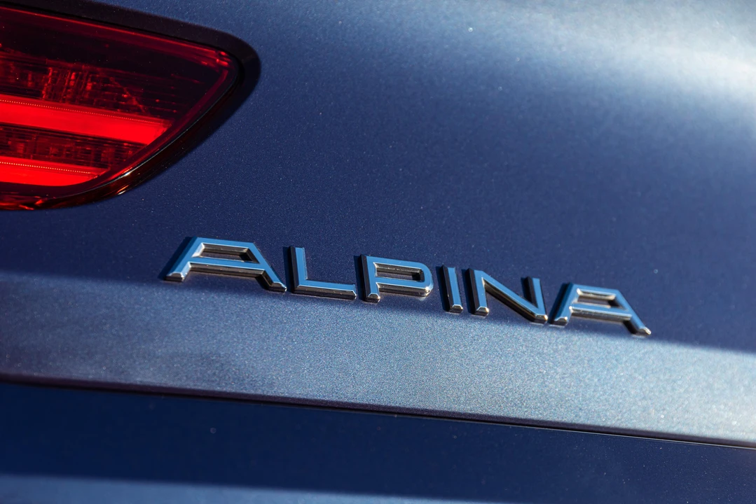 2015 BMW Alpina B6 - Image 26 of 31