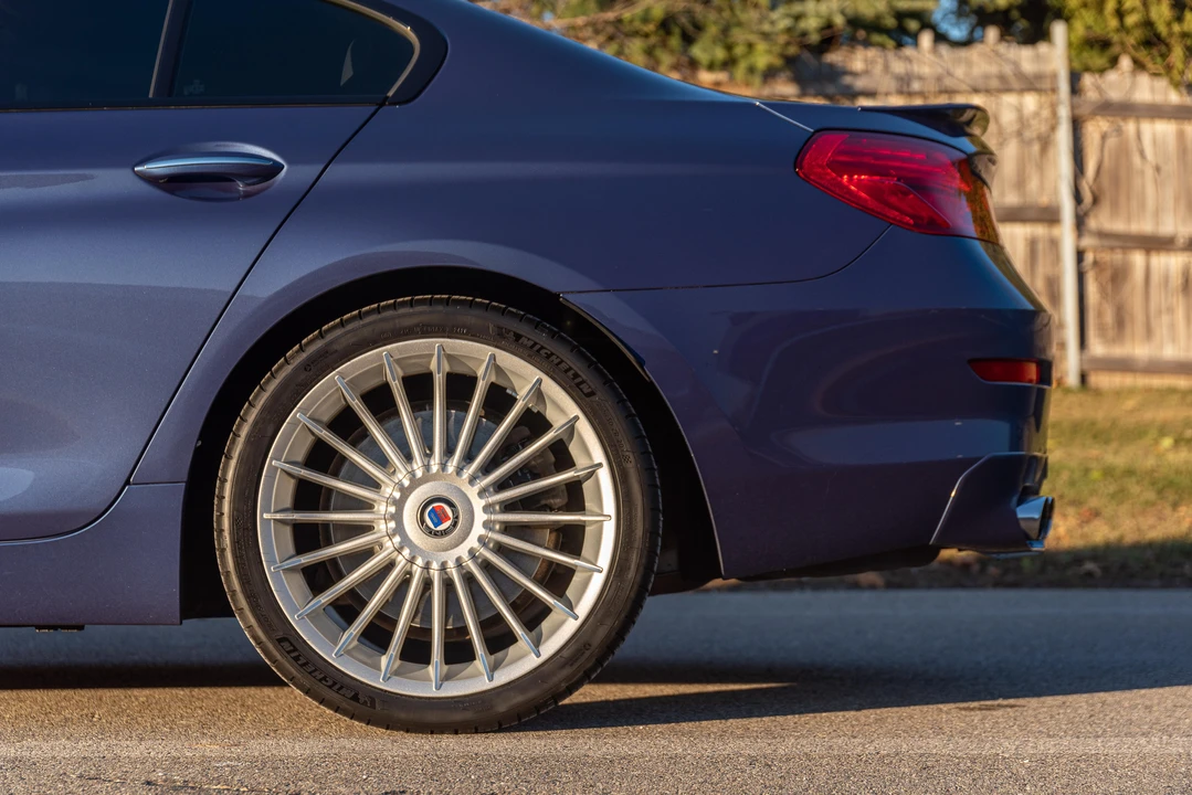 2015 BMW Alpina B6 - Image 20 of 31