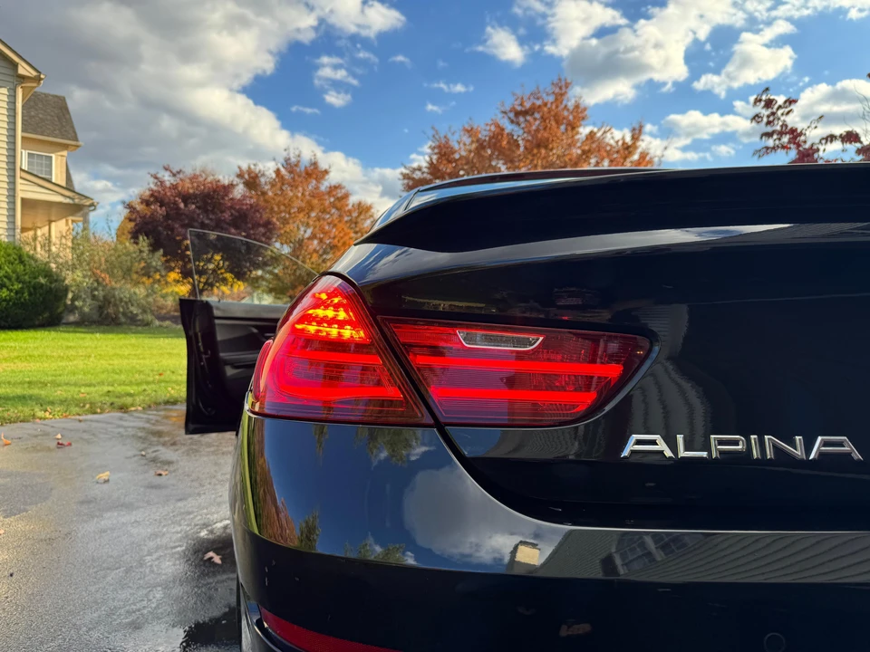 2015 BMW Alpina B6 - Image 17 of 31