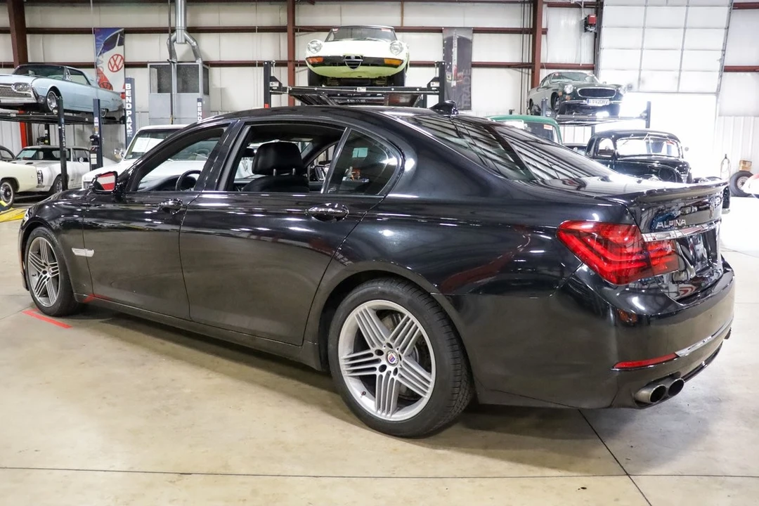 2015 BMW Alpina B7 - Image 7 of 12