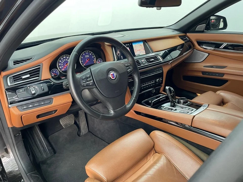 2015 BMW Alpina B7 - Image 12 of 21