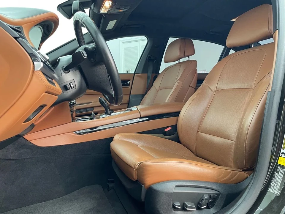 2015 BMW Alpina B7 - Image 13 of 21