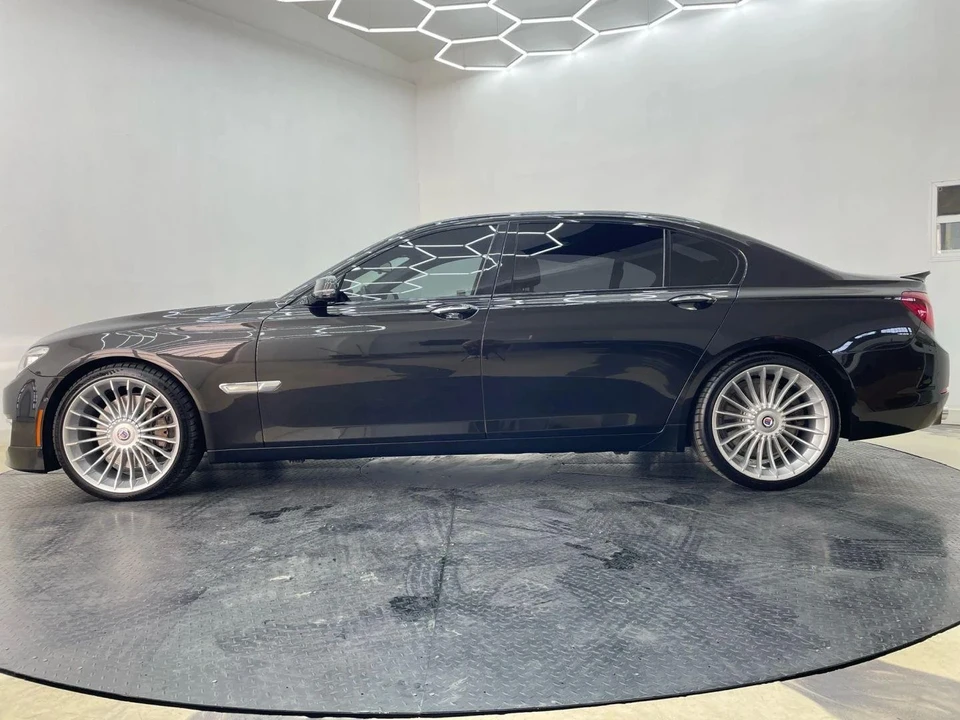 2015 BMW Alpina B7 - Image 5 of 21