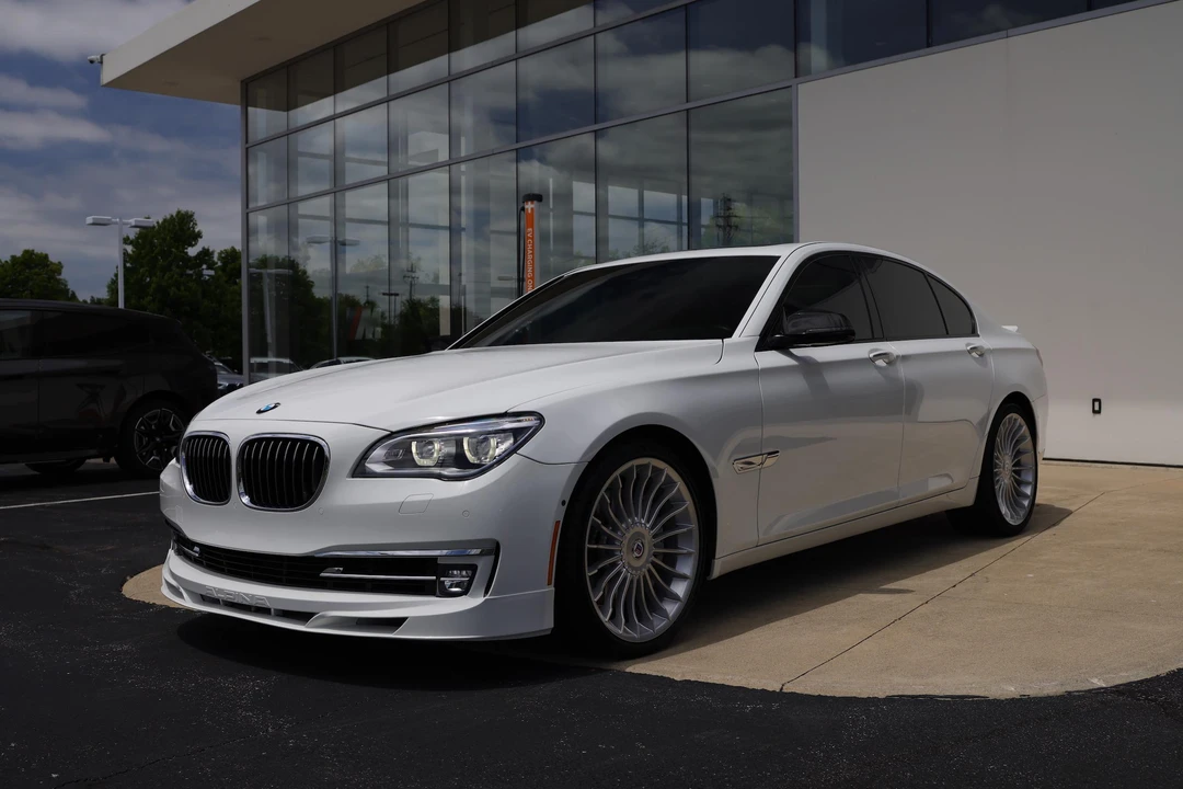 2015 BMW Alpina B7 - Image 6 of 31
