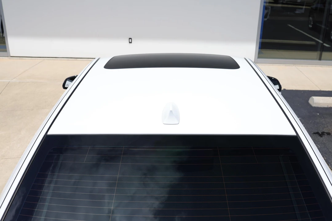 2015 BMW Alpina B7 - Image 17 of 31