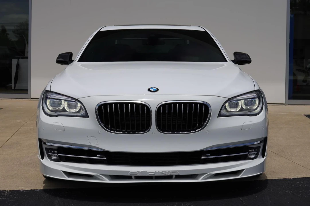 2015 BMW Alpina B7 - Image 2 of 31