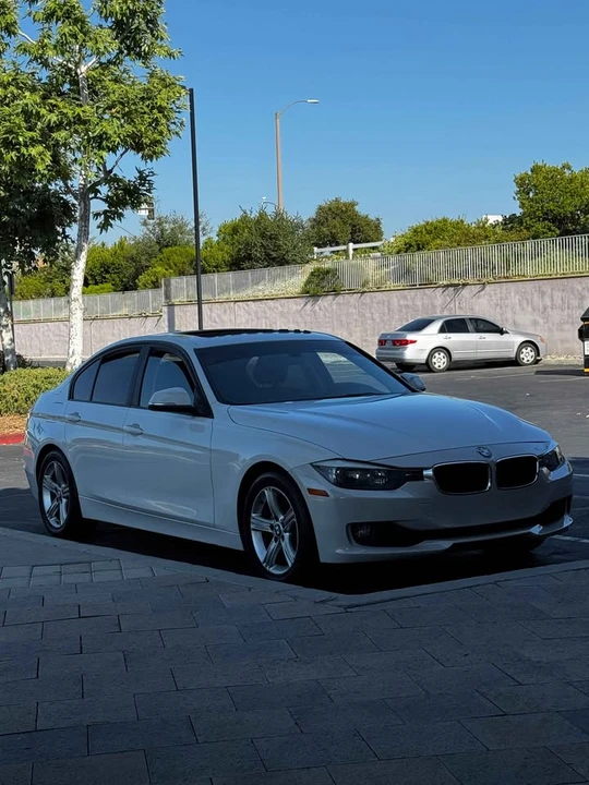 2015 BMW 5 Series - Image 6 of 6
