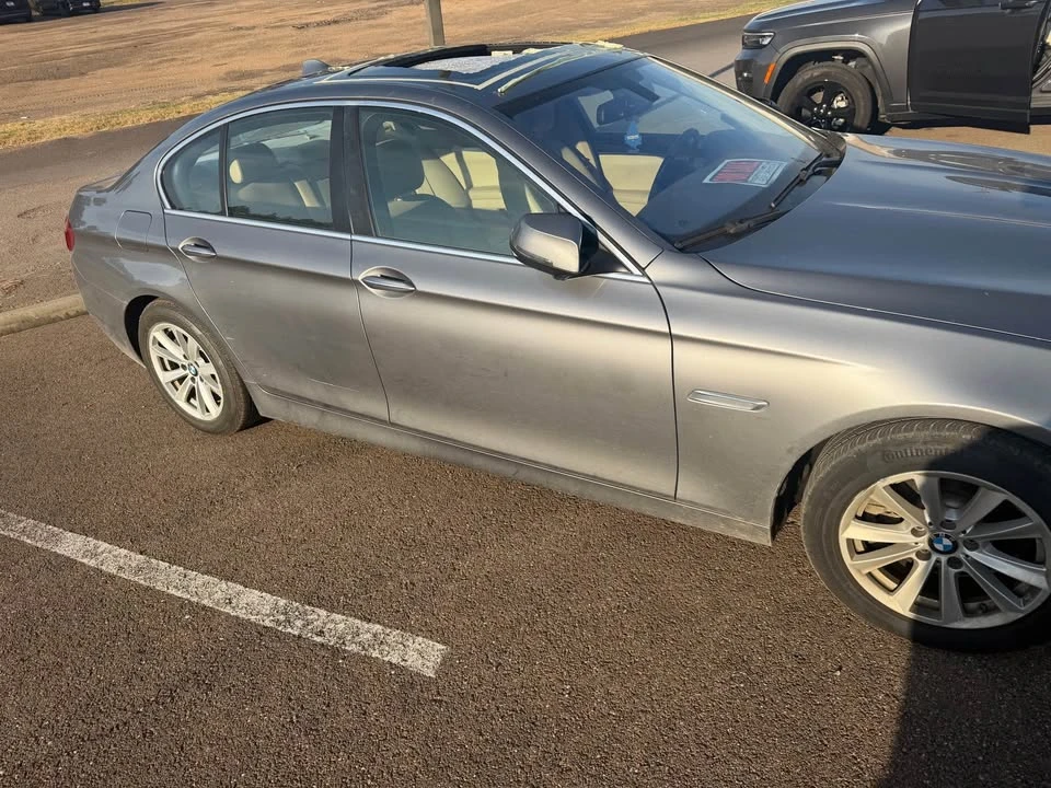2015 BMW 5 Series - Image 3 of 4