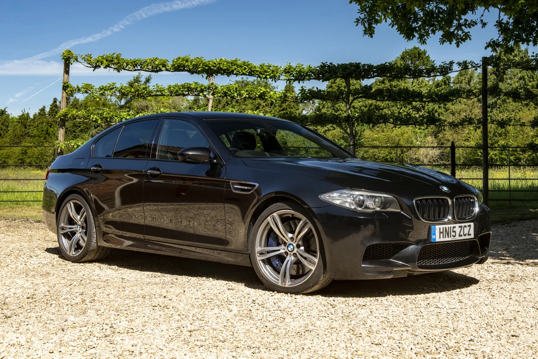 2015 BMW F10 M5 - Image 2 of 31