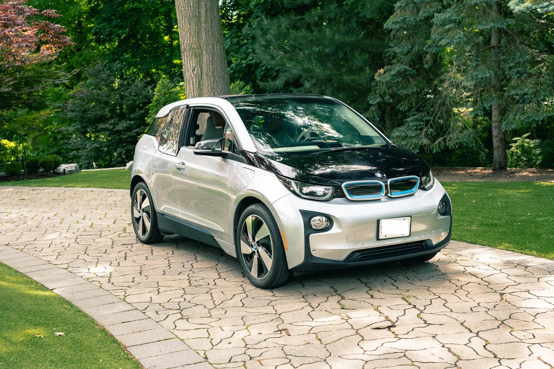 2015 BMW i3 - Image 4 of 31