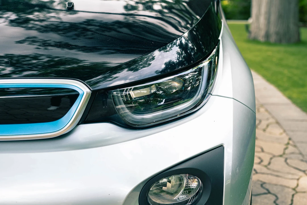 2015 BMW i3 - Image 13 of 31