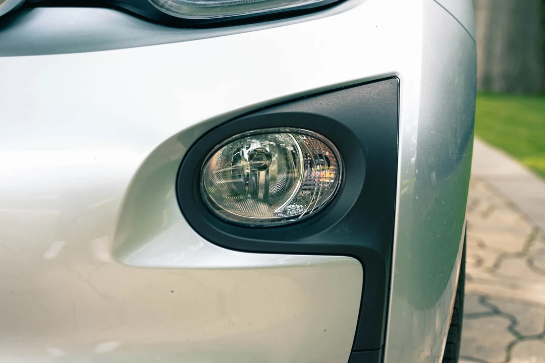 2015 BMW i3 - Image 14 of 31