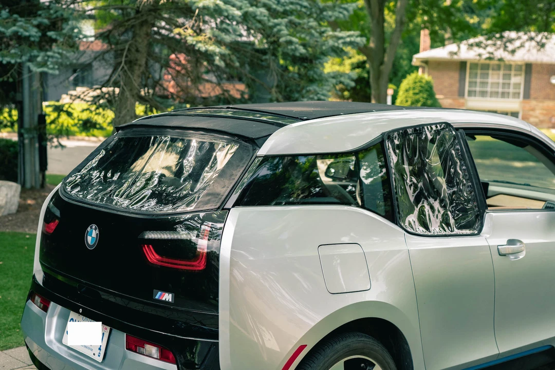 2015 BMW i3 - Image 30 of 31