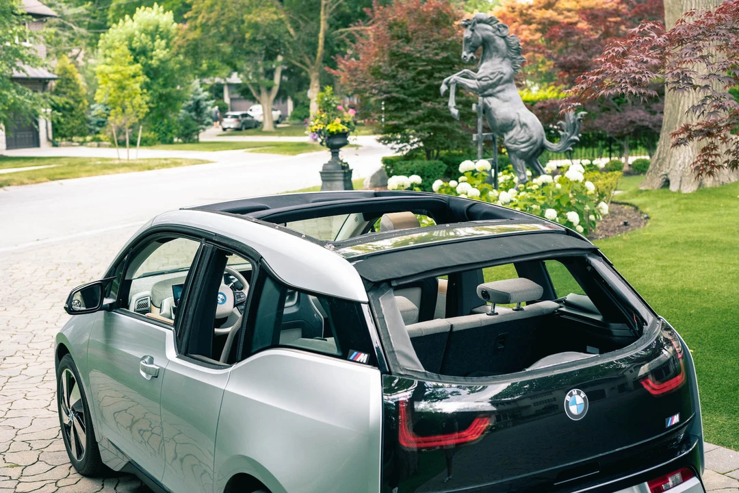 2015 BMW i3 - Image 19 of 31