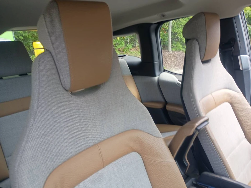 2015 BMW i3 - Image 4 of 6