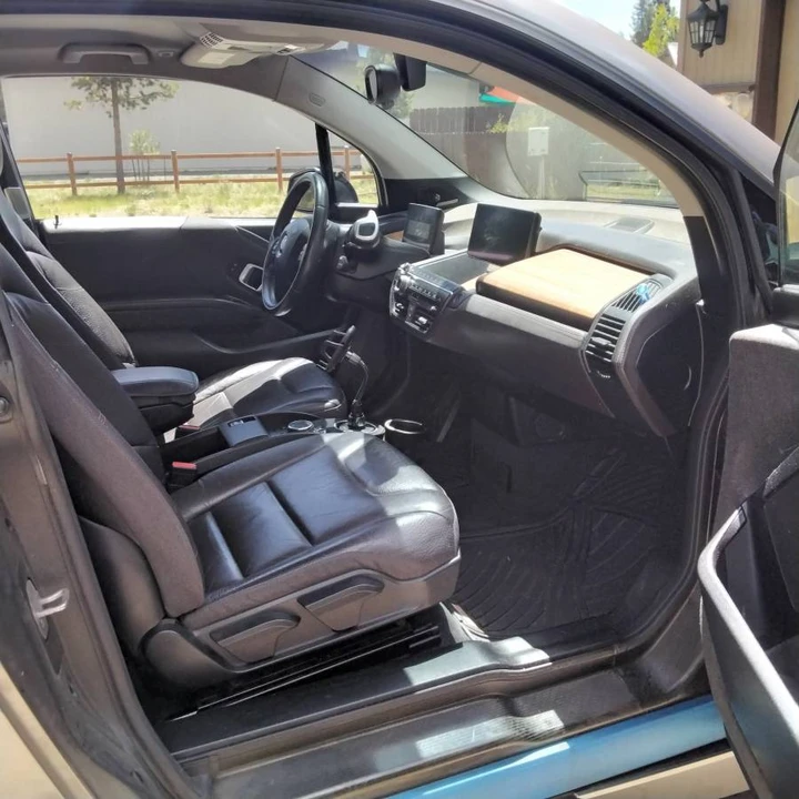 2015 BMW i3 - Image 3 of 24