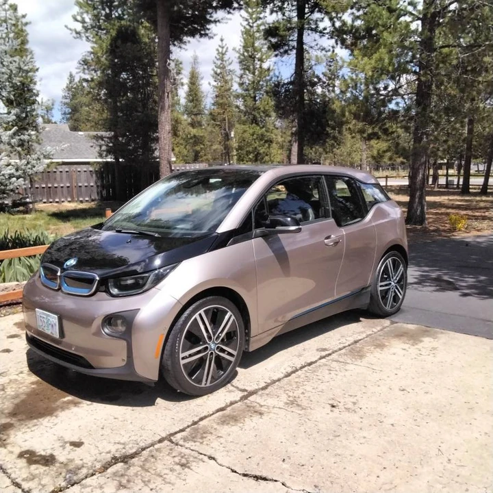 2015 BMW i3 - Image 20 of 24