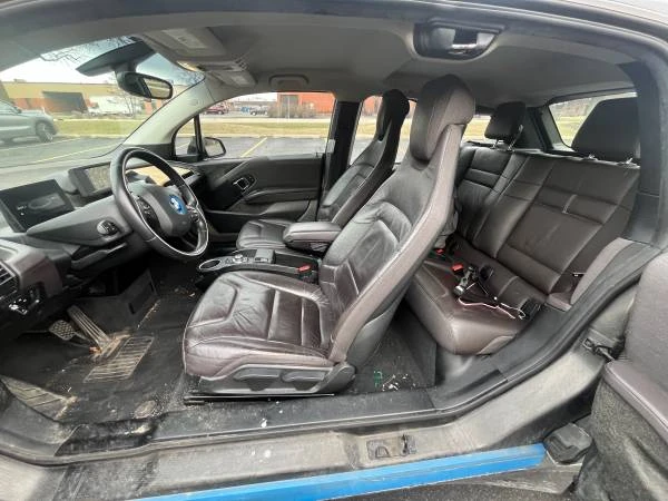2015 BMW i3 - Image 13 of 17