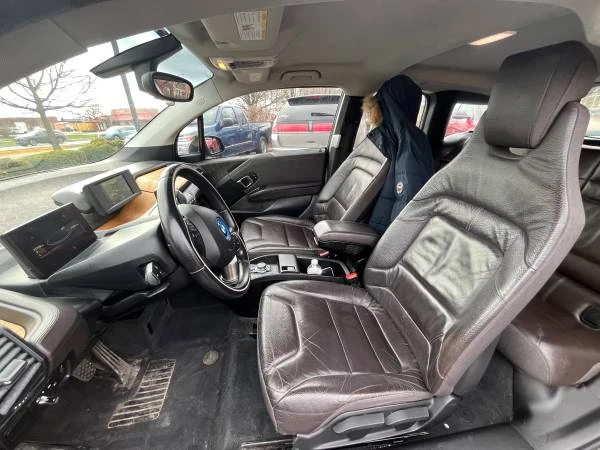 2015 BMW i3 - Image 11 of 17