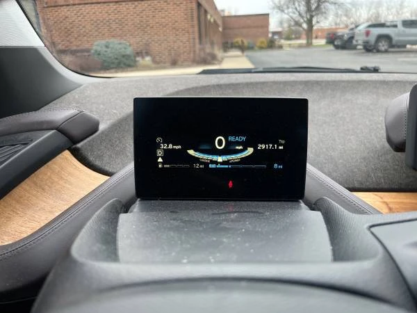 2015 BMW i3 - Image 15 of 17