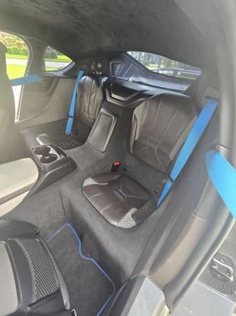 2015 BMW i8 - Image 20 of 21