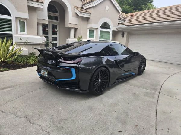 2015 BMW i8 - Image 5 of 21