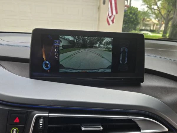 2015 BMW i8 - Image 16 of 21