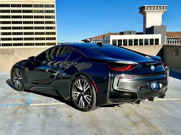 2015 BMW i8 - Image 3 of 12