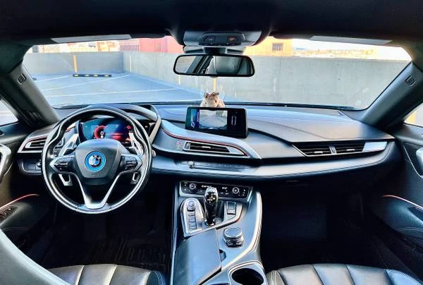 2015 BMW i8 - Image 10 of 12