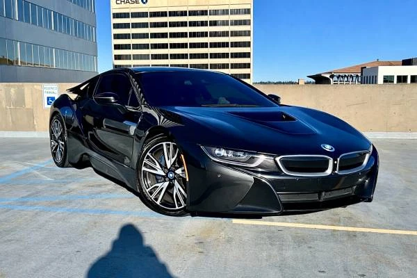 2015 BMW i8 - Image 7 of 12