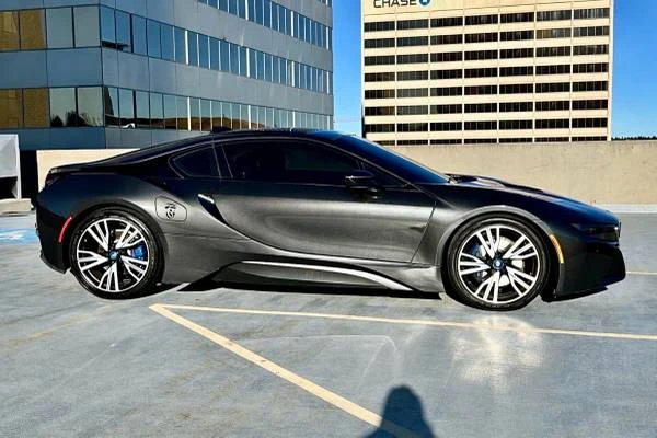 2015 BMW i8 - Image 6 of 12