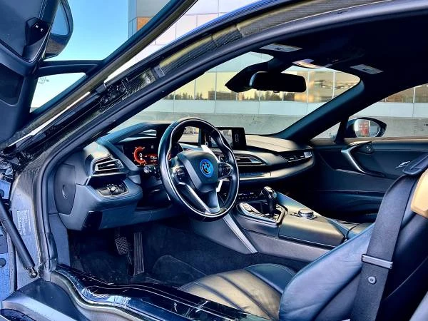 2015 BMW i8 - Image 8 of 12