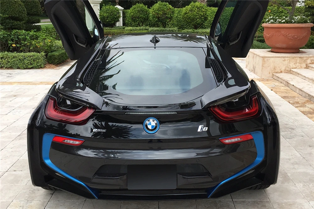 2015 BMW i8 - Image 3 of 4
