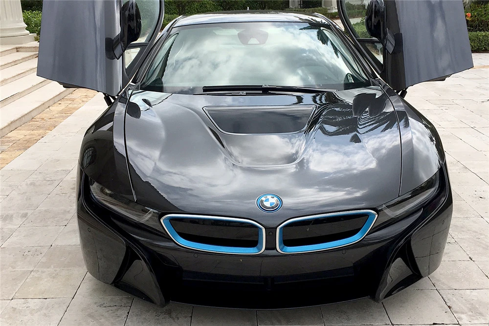 2015 BMW i8 - Image 2 of 4