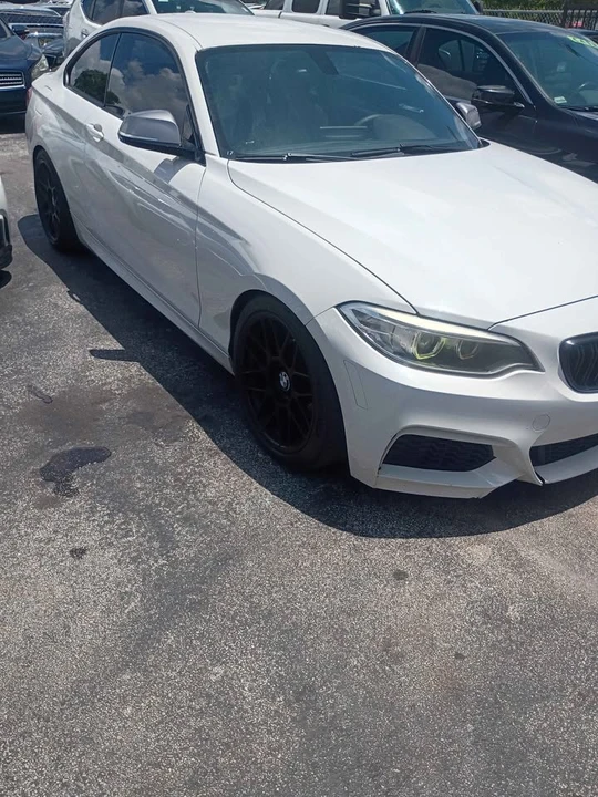 2015 BMW M2 - Image 2 of 19