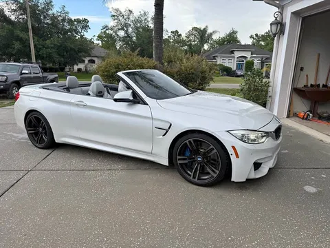 2015 BMW M4 Convertible 2D