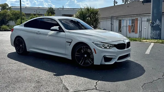 2015 BMW M4 Coupe