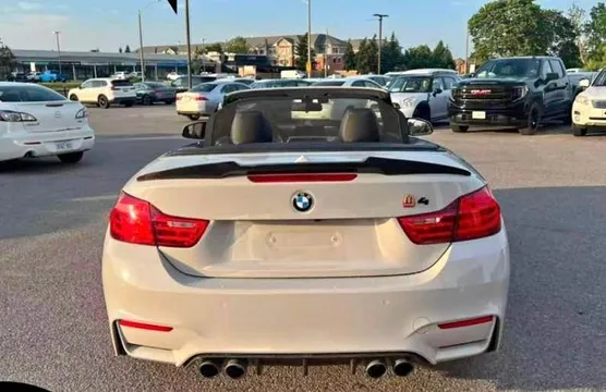 2015 BMW M4