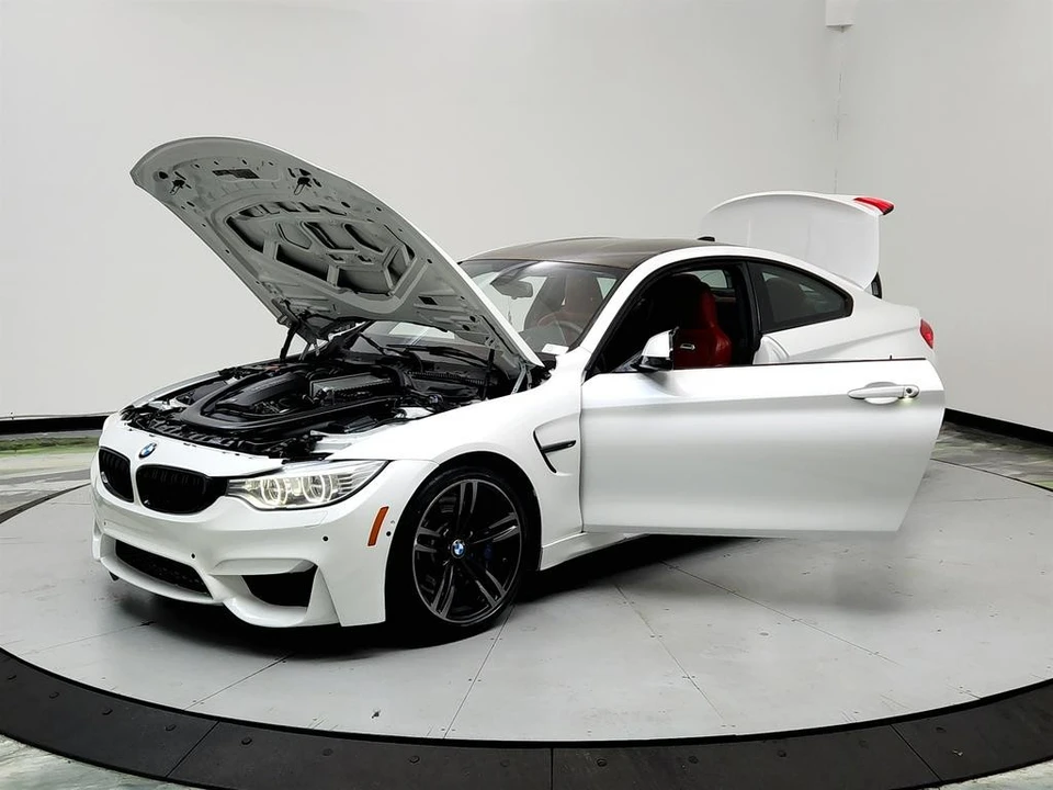 2015 BMW M4 - Image 9 of 31
