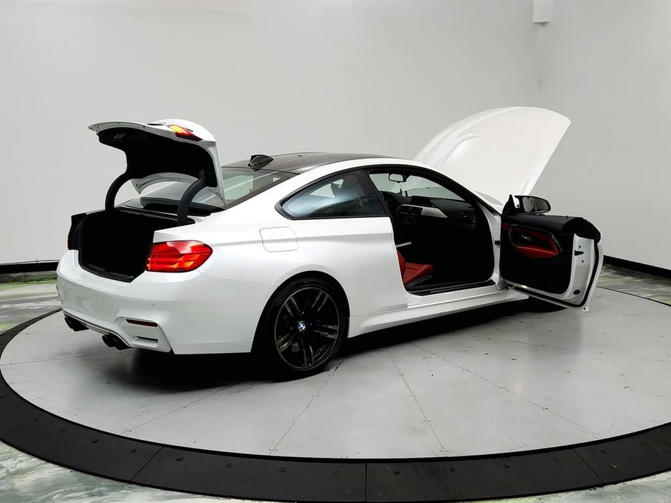 2015 BMW M4 - Image 11 of 31