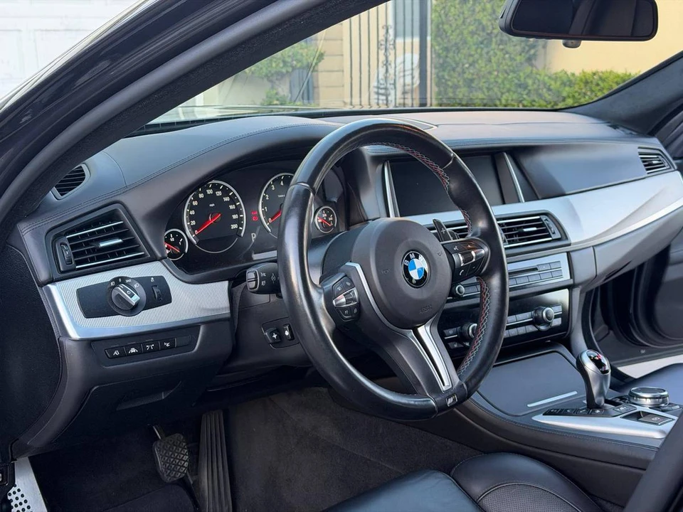 2015 BMW F10 M5 - Image 10 of 15